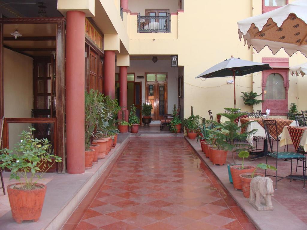 Hotel Desert Winds Bikaner Exterior foto